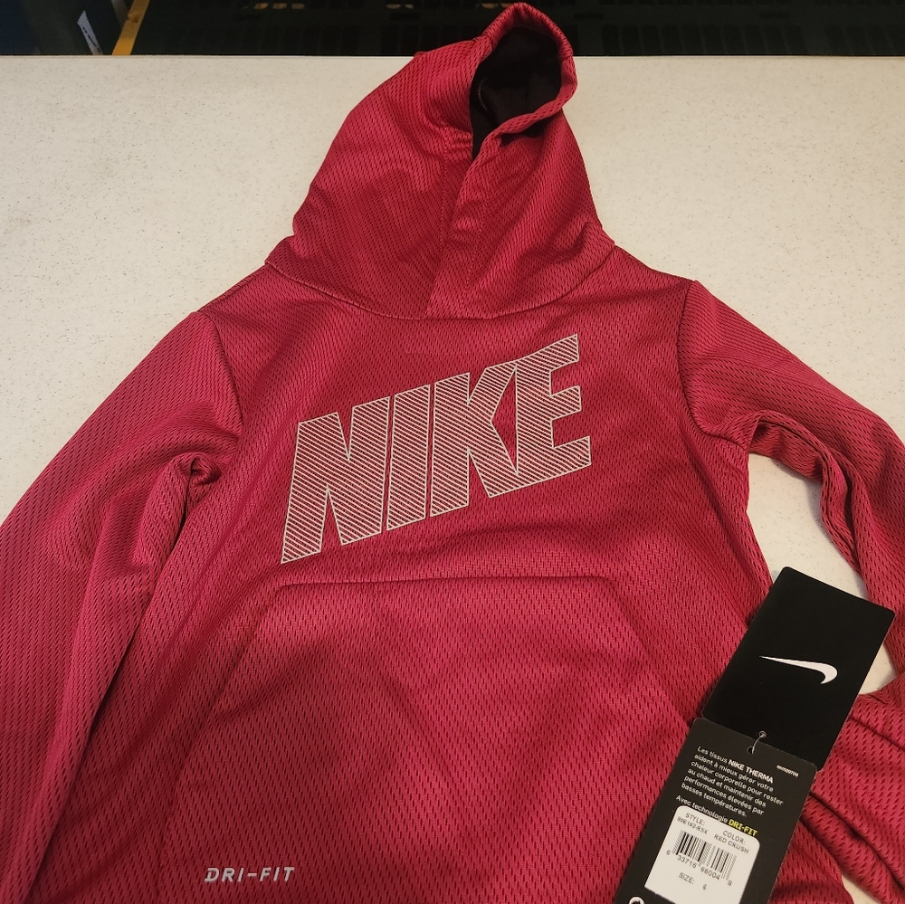 🔥🔥NIKE Pull over🔥🔥